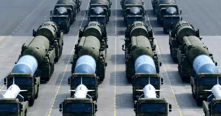 央視曝火箭軍極限演練 東風-17車組戰至最後一人 軍士長臨危獨力完成發射程序