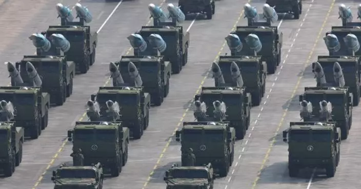 央視首曝黑色鷹擊-18反艦導彈　中美同步「塗黑」　解放軍主力武器隱身抗腐蝕雙升級