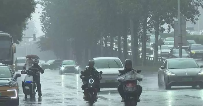 北京遭暴雨侵襲 颱風巴威影響下交通受阻多處關閉