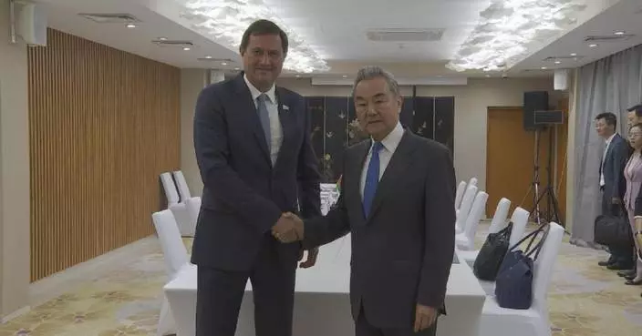 中國外長王毅會晤白俄羅斯外長雷任科夫