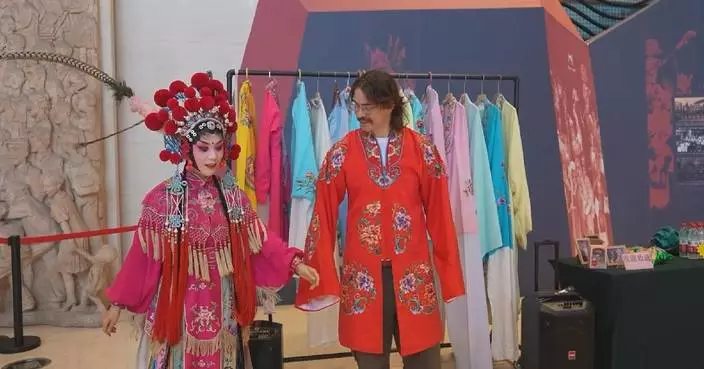 外國旅客探索重慶多元文化體驗
