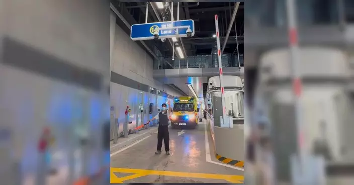 消防處新皇崗口岸演練深港救護車跨境病人交接