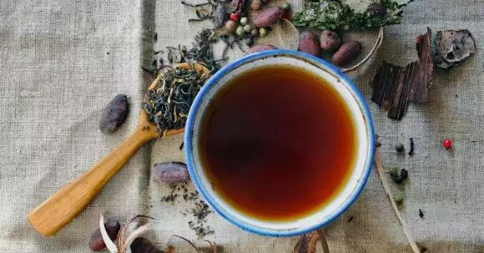 飲涼茶就等於清熱？中醫拆解綠豆湯、龜苓膏背後養生迷思 4類人士慎食
