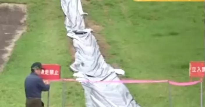 參加夏令營玩水上滑梯 日男童遭後方兒童高速撞擊亡 兩職員涉過失致死被罰款