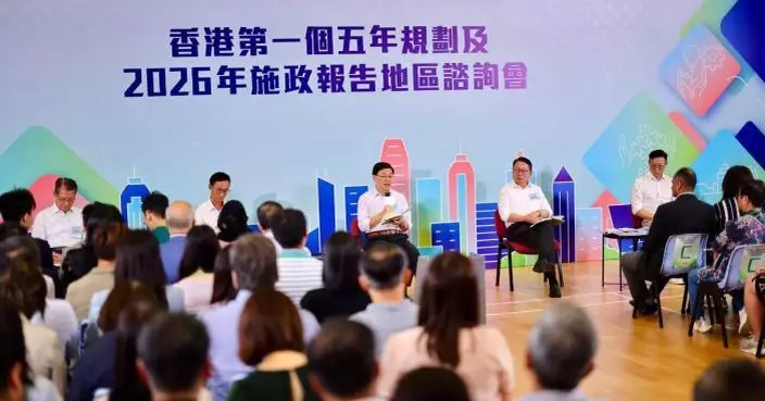 李家超：政府不斷積極壯大人才庫　助企業升級轉型創造新崗位