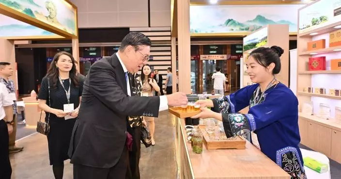 馬時亨撐美食博覽最愛大埔老店牛丸 大讚湖南西藏特產盡顯獨特風情
