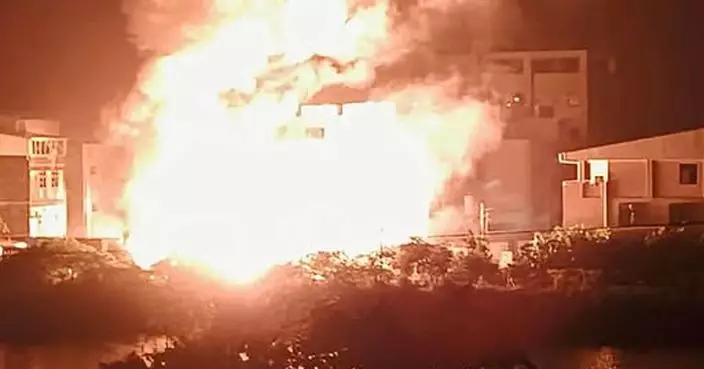 台南住宅區空地大火引發多次強烈爆炸 周邊民宅受波及釀13傷