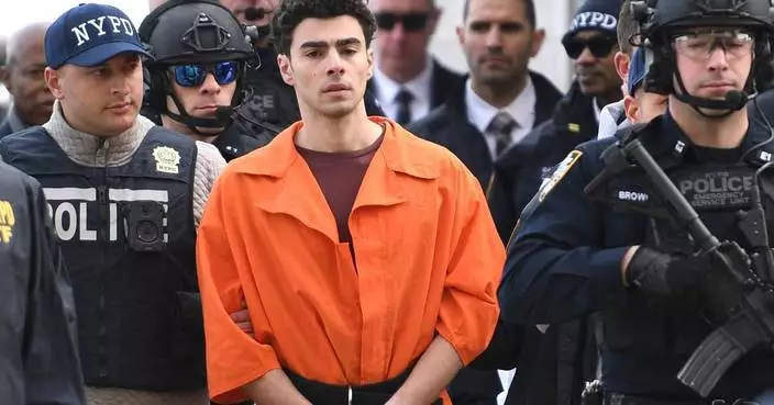 曼吉奧內承認殺害聯合醫療行政總裁 雙重審判策略引關注