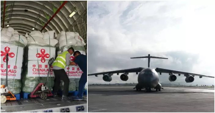 中國兩架運輸機裝載帳篷毛毯等救援物資運抵尼泊爾