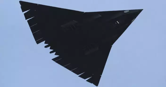 六代機最新試飛畫面曝光　無尾三發挑戰極限機動　美媒驚歎全球首次