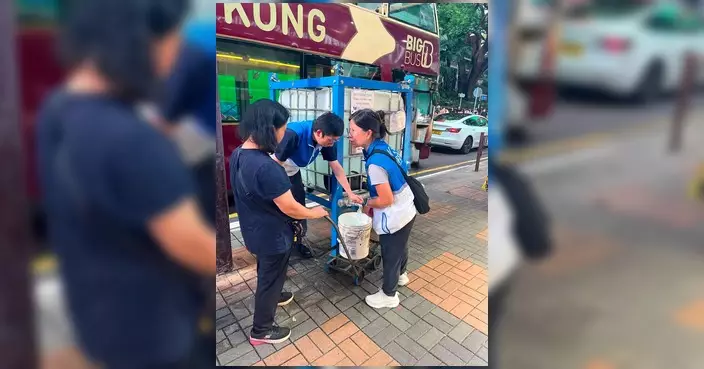 尖沙咀海防道食水管滲漏 臨時喉管已鋪設 爭取周日早上恢復供水