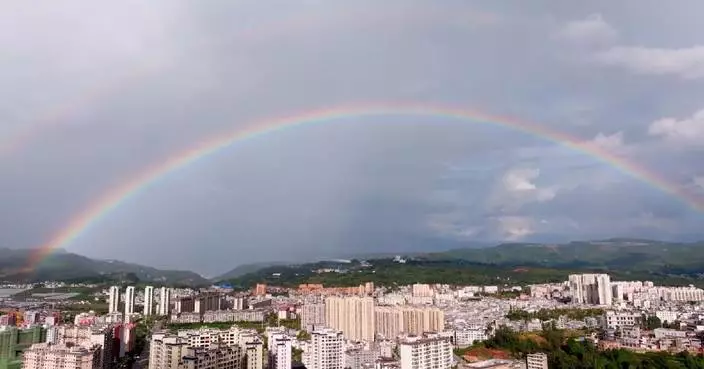 雲南武定縣現罕見雙彩虹