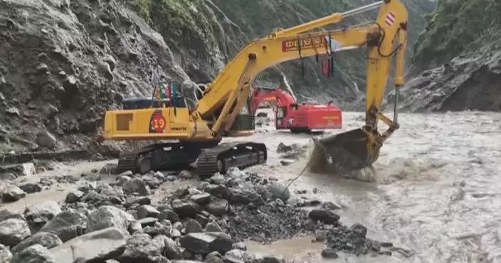 吉隆口岸山泥傾瀉救援持續 兩國逾3,000人死傷失蹤