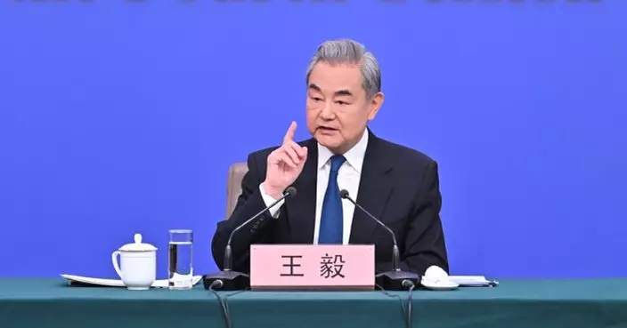王毅與拉脫維亞外長通話 向拉方泥石流失蹤人員家屬表示慰問