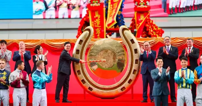 李家超為馬季開鑼主禮 稱賽馬是本港獨特文化標誌、盛事經濟引擎