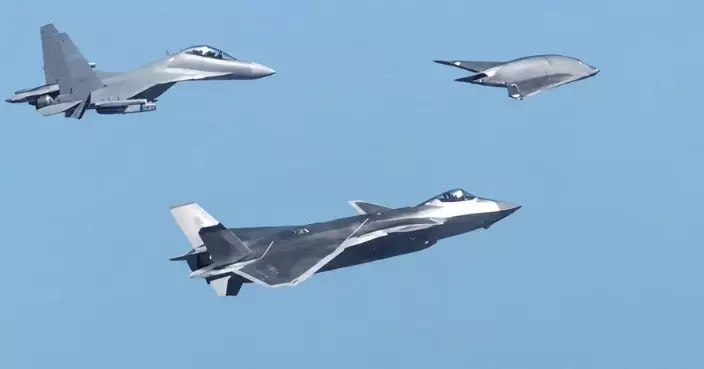 攻擊-11實彈發射霹靂-15 「忠誠僚機」畫面曝光 空軍有人無人協同戰法成形