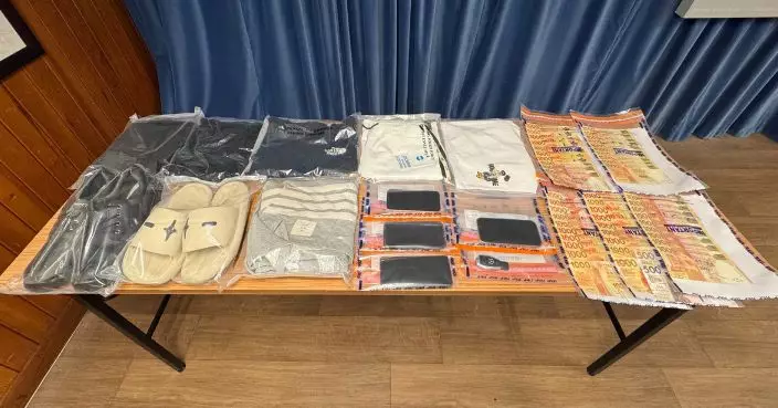 三男女涉「狂亂駕駛」衝燈撞三車被捕 其中兩人控多罪周五提堂