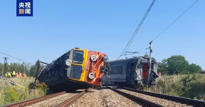 波蘭客運列車與水泥車相撞　釀1死20傷