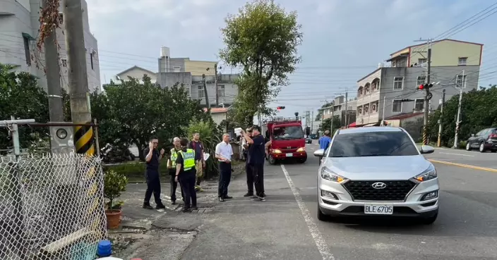 台南紅衣男持手果刀隨機傷人共5傷 警開兩槍制伏
