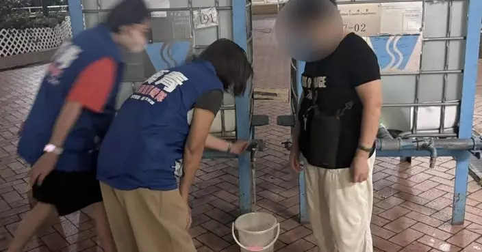 葵興邨爆水管部分樓宇停水逾一日仍未恢復　料周三凌晨完成維修