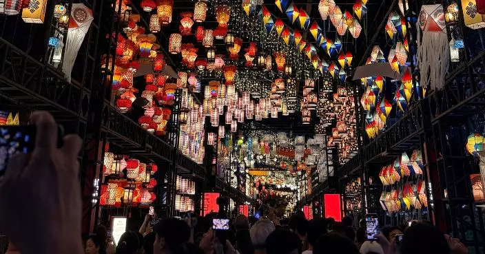 維園「世界綵燈大街」晚上11時截龍