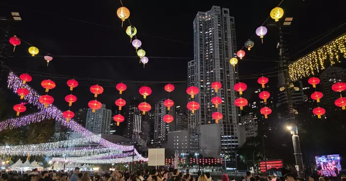 中秋月光：在樓市起伏中尋找家的座標