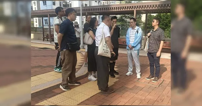 康文署聯同食環署建築署巡查大隴街休憩花園  檢視防鼠措施