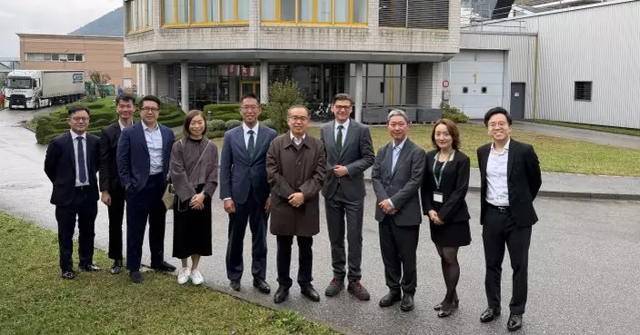 許正宇訪瑞士黃金精煉廠　稱不同政策吸引更多貴金屬企業落戶香港