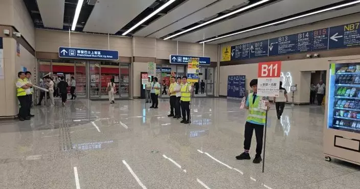 皇崗口岸新模式過關 有抵港市民大讚很方便舒服