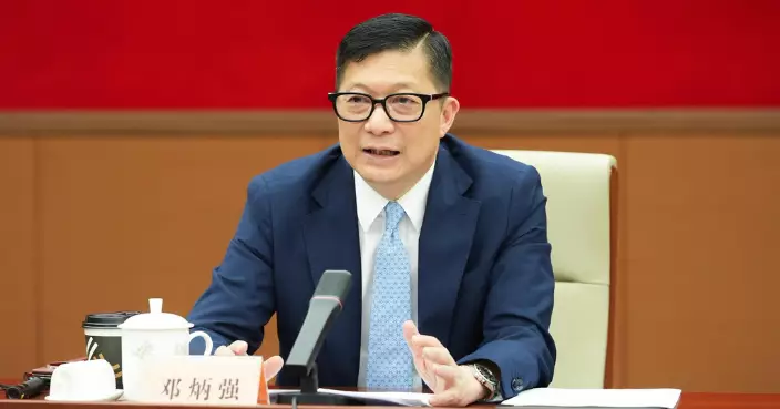 政府已批准輸入7275名保安員 鄧炳強﹕只許招聘困難僱主有限度輸入