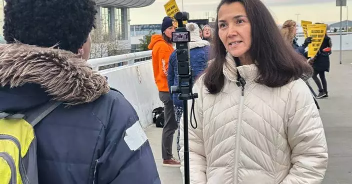 阿拉斯加州參議院選舉白熱化 蘇利文佩爾托拉電視辯論