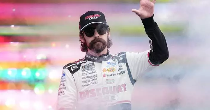 拉爾森NASCAR季後賽領先優勢明顯 布里斯科連勝後勢頭強勁