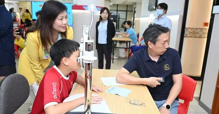 調查：本港近半小學生患近視 三成戴鏡學童視力仍未達標