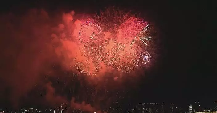 澳門慶祝國慶77周年 煙花匯演文藝晚會共賀