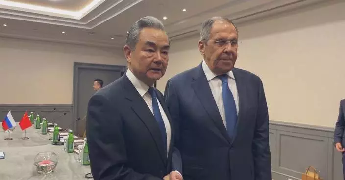 王毅會晤俄羅斯外長拉夫羅夫