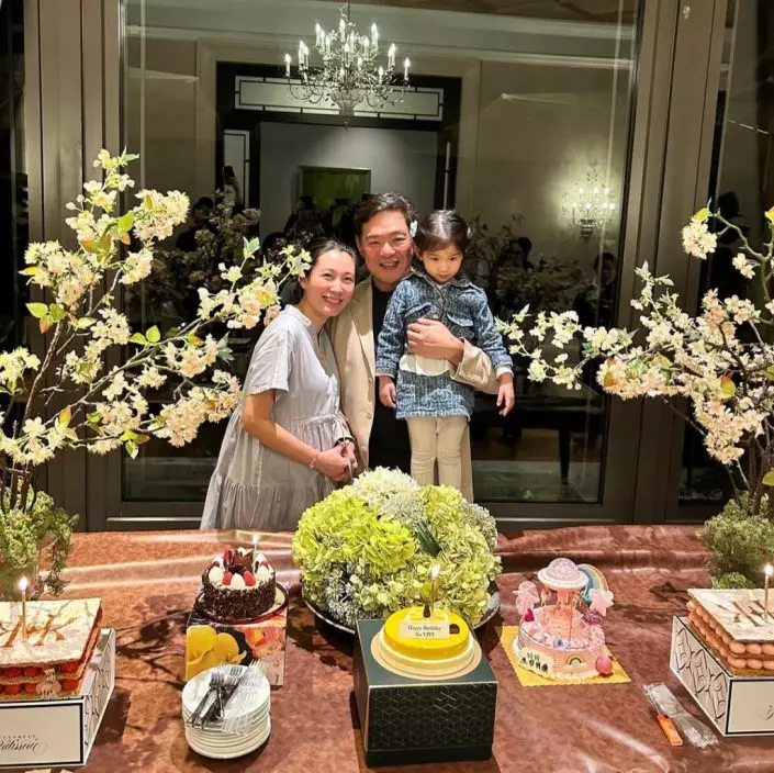 李美慧早前陀住第二胎迎36歲生日。