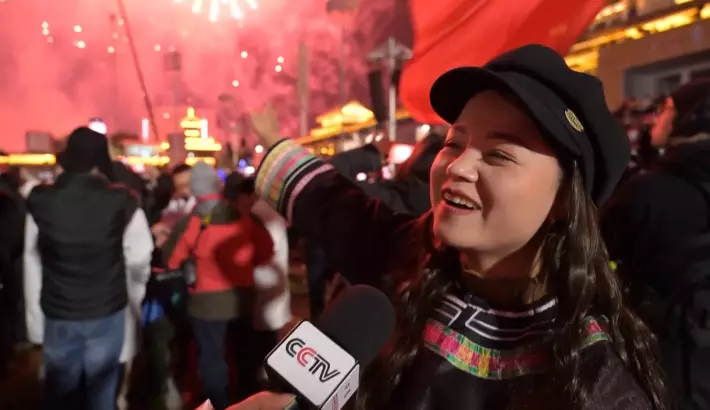 貴州榕江「村超」第四季開鑼，參賽村隊增至137支，足球賽事結合文化活動，持續帶旺冬季旅遊。影片截圖