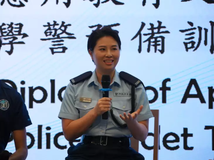 曾擔任聲樂導師的警員蕭霖子坦言，「那對他們來說是好珍貴的最後記憶，他們需要的，其實是那一刻的溫暖。」巴士的報記者攝