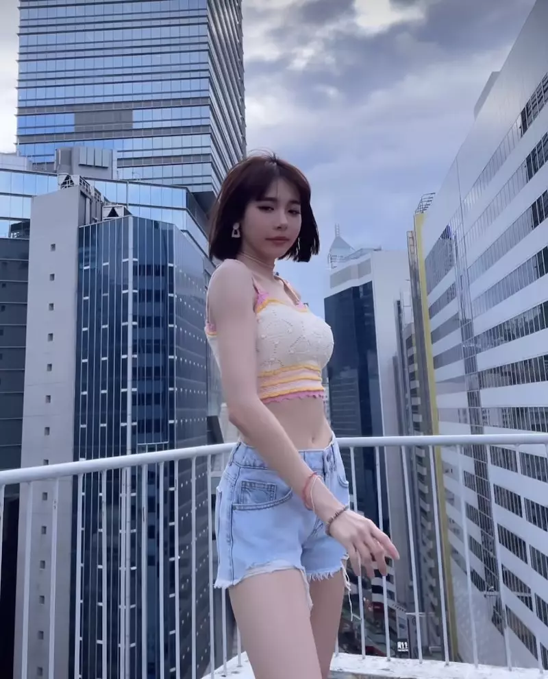 林明禎 林明禎拍纖體廣告勁吸金腰間零贅肉好身材令人羨慕