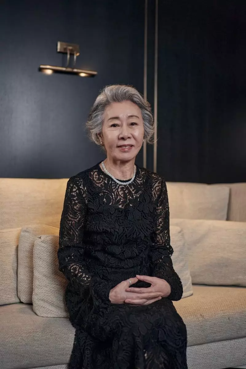 尹汝貞指韓國是一個保守的國家,所以當年尹汝貞為兒子在紐約舉行婚禮。 網上圖片水