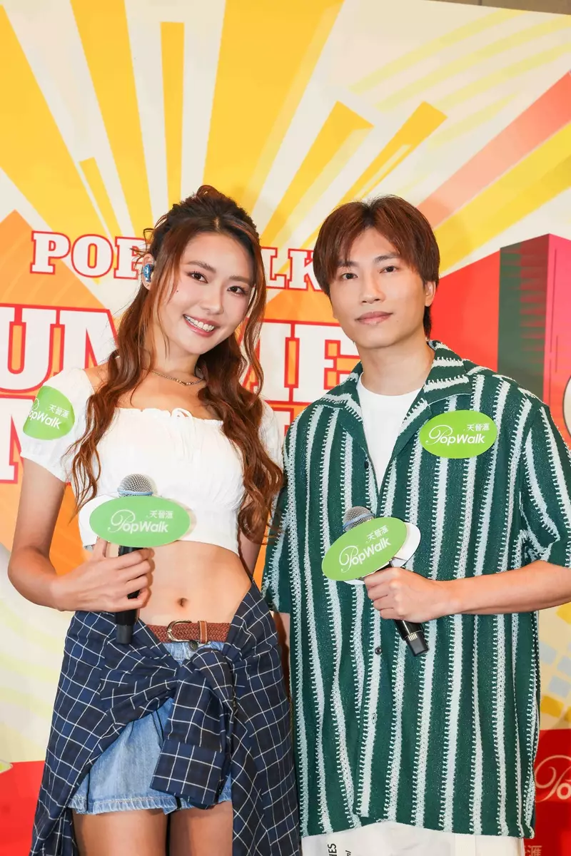 戴祖儀與羅力威昨日一同出席【PopWalk Summer Music Fiesta 仲夏音樂狂熱】活動。