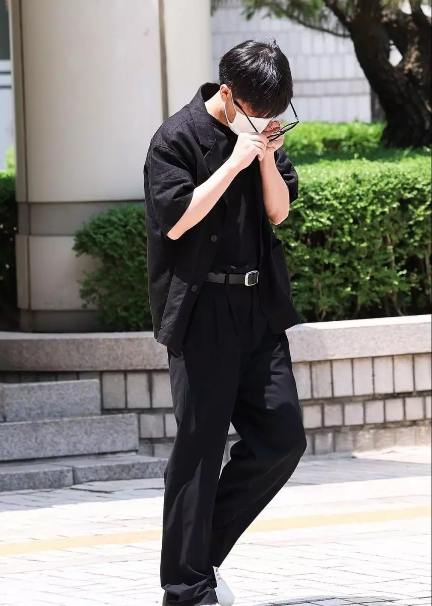 文泰一6月18日在首爾中央地方法院首次出庭受審。網上圖片