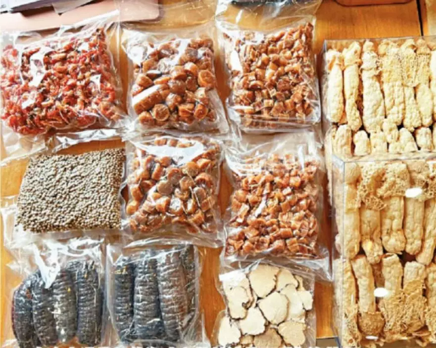 大多本港常見的海味和藥材被英國列為違禁品。