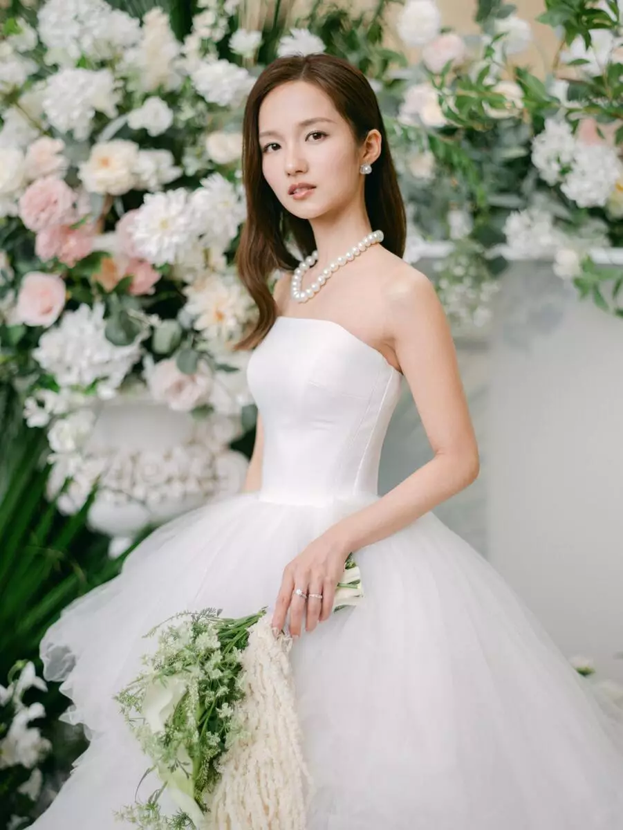 靚靚的新娘子。