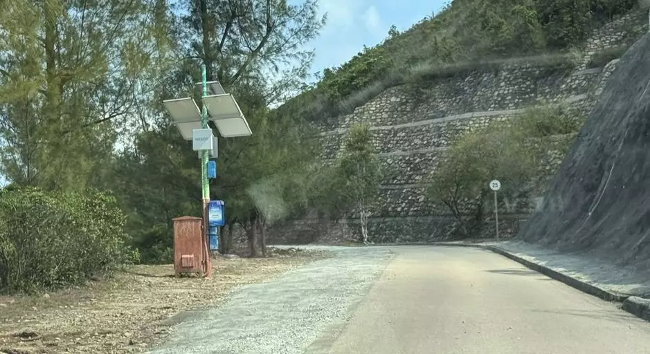 通往萬宜水庫東壩的西貢萬宜路。區議員張美雄FB圖片