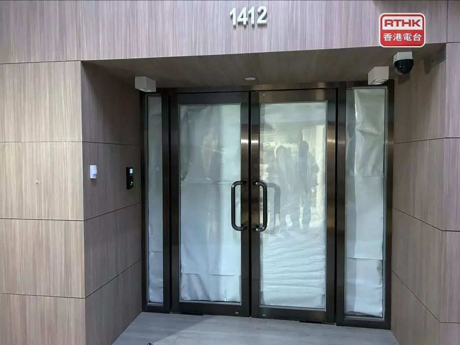 位於火炭一座工業大廈的海皇粥店辦公室,大門的公司招牌已拆走。