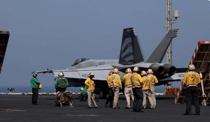 他有意要求海灣國家承擔攻打伊朗的巨額軍費，令它們全變寃大頭。